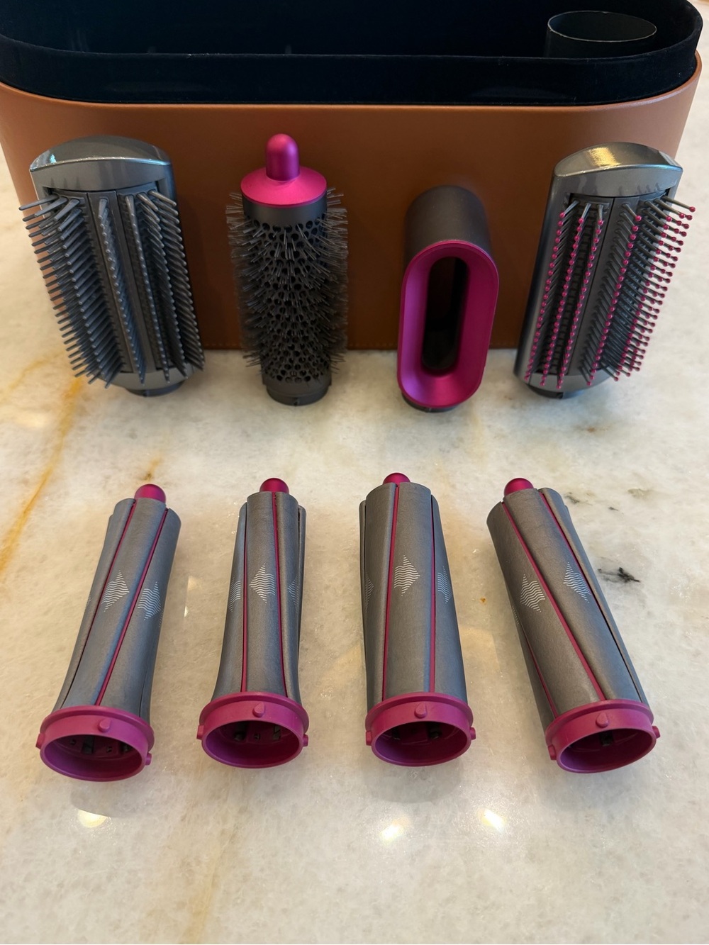 Dyson AirWrap Accessories & Leather Travel Case - NO AIRWRAP - Picture 3 of 4